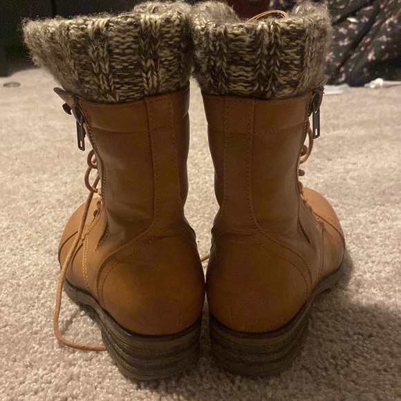 Brown leather boots (Size 6) - Picture 3 of 5